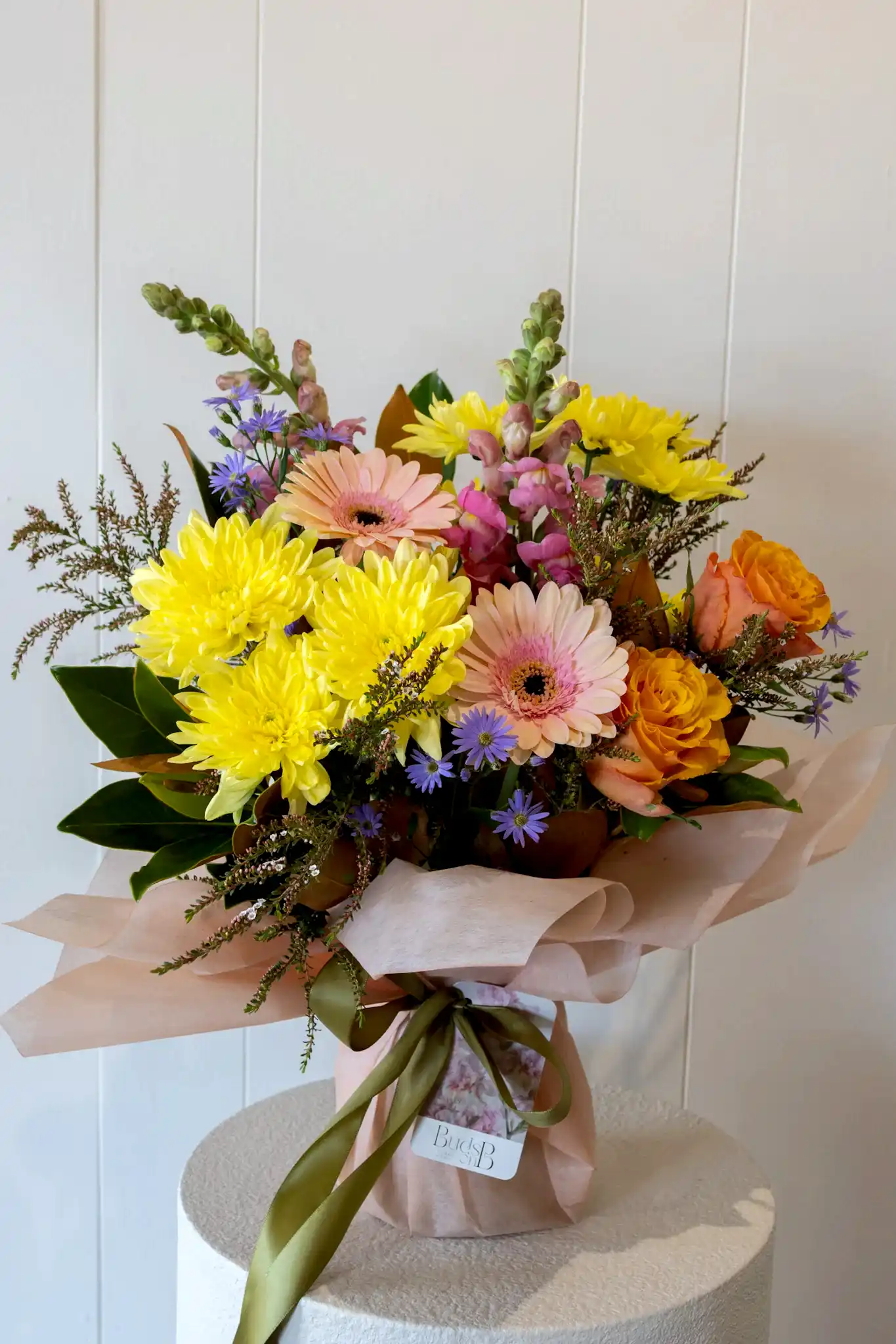 Buds on B, Buderim florist shop, Buderim gift shop, fresh flowers, flower vases, Sunshine Coast florist shop, Sunshine Coast local florist, florist near me, flower delivery, fresh flower delivery, flowers, vases for flowers, florist shop Sunshine Coast, vases, pots, chocolates, gifts, flower posy vase, Woombye florist shop, hinterland florist, Nambour florist, Palmwoods florist, ivy and wood candles and diffusers, Sunshine Coast flower shop, Sunshine Coast Florist, Sunshine Coast Flower delivery