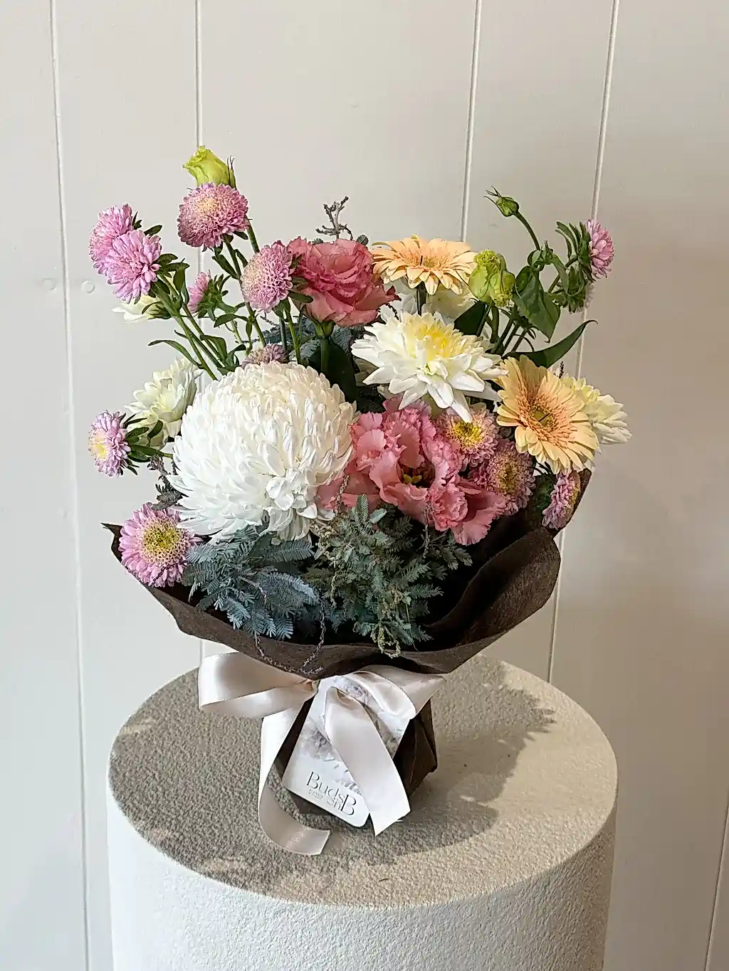 Buds on B, Buderim florist shop, Buderim gift shop, fresh flowers, flower vases, Sunshine Coast florist shop, Sunshine Coast local florist, florist near me, flower delivery, fresh flower delivery, flowers, vases for flowers, florist shop Sunshine Coast, vases, pots, chocolates, gifts, flower posy vase, Woombye florist shop, hinterland florist, Nambour florist, Palmwoods florist, ivy and wood candles and diffusers, Sunshine Coast flower shop, Sunshine Coast Florist, Sunshine Coast Flower delivery 